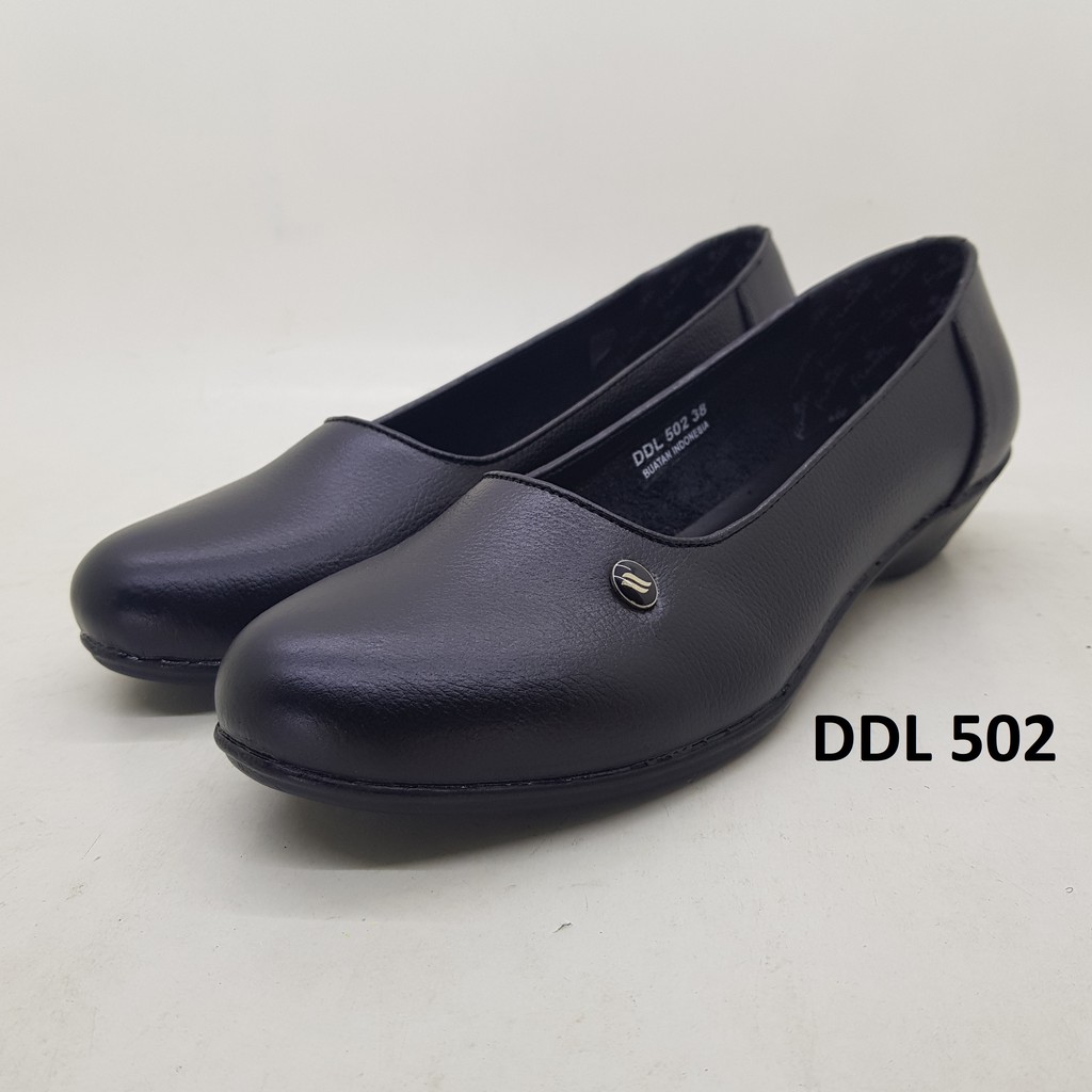 Wedges kulit Finotti DDL