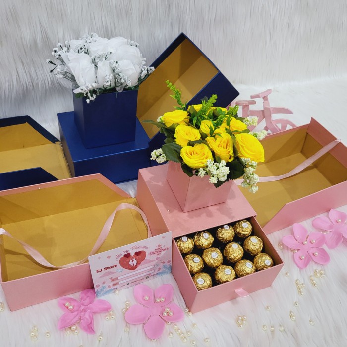 

Paket box hampers bunga valentine anniversary ulang tahun wisuda 41