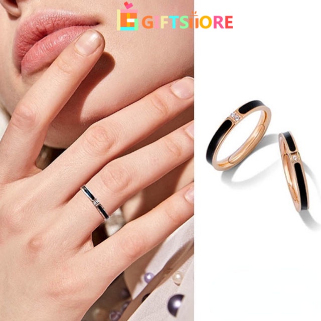 INS✨Cincin Titanium Wanita Korea Anti Karat Dan Luntur Mewah Stainless Steel Aksen Berlian Imitasi U