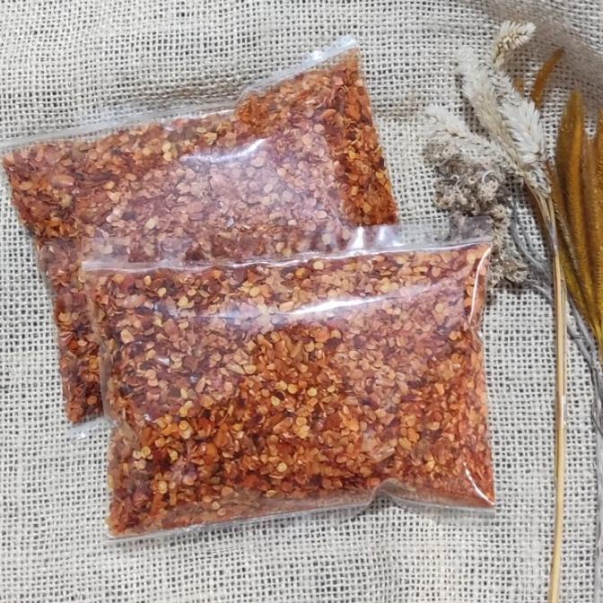 

Chili Flake 100gr / cabe bubuk kasar kering pedas