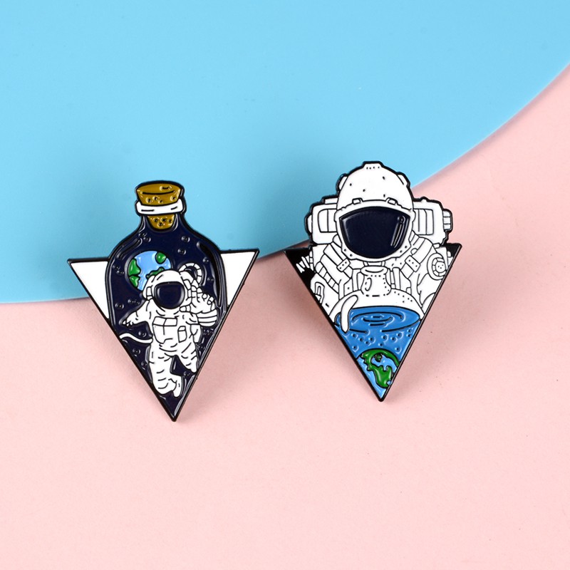 MASON Bros Pin Enamel Desain Kartun Planet Galaksi Luar Angkasa Astronot