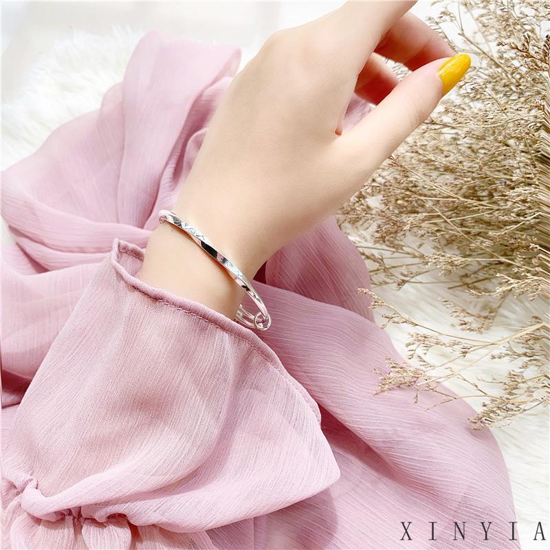 Gelang Titanium Wanita Anti Karat Adjustable Tahan Lama Untuk Wanita/Anak