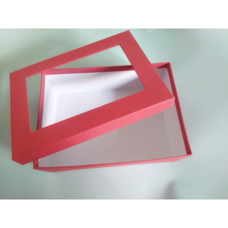

Box hampers