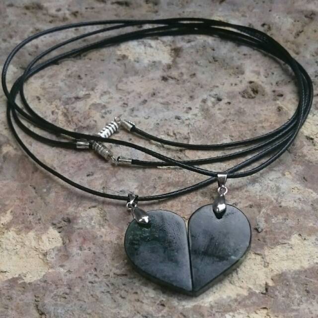 Kalung Liontin Couple Love Giok Black Jade Aceh Terapi AAA Quality