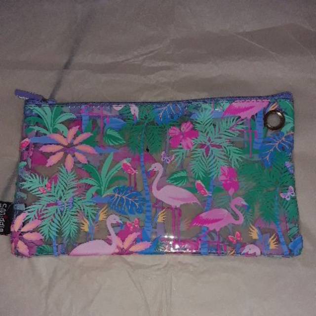 

Smiggle tempat pensil