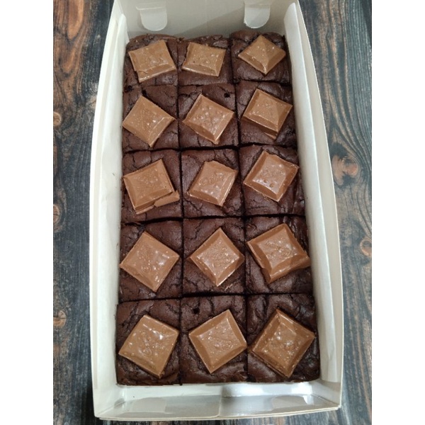 

Brownis Fudgie cadbury uk 20x10