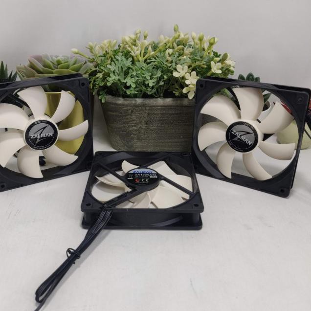 Harga Bersahabat-156  Fan Zalman Casing CPU Case Fan 12cm ZA1225ASL 120mm Bukan ID Cooling - Molex