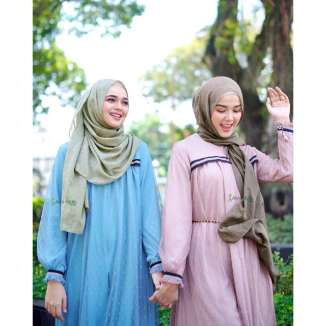 Alyahijab by Naja Kirana Shawl