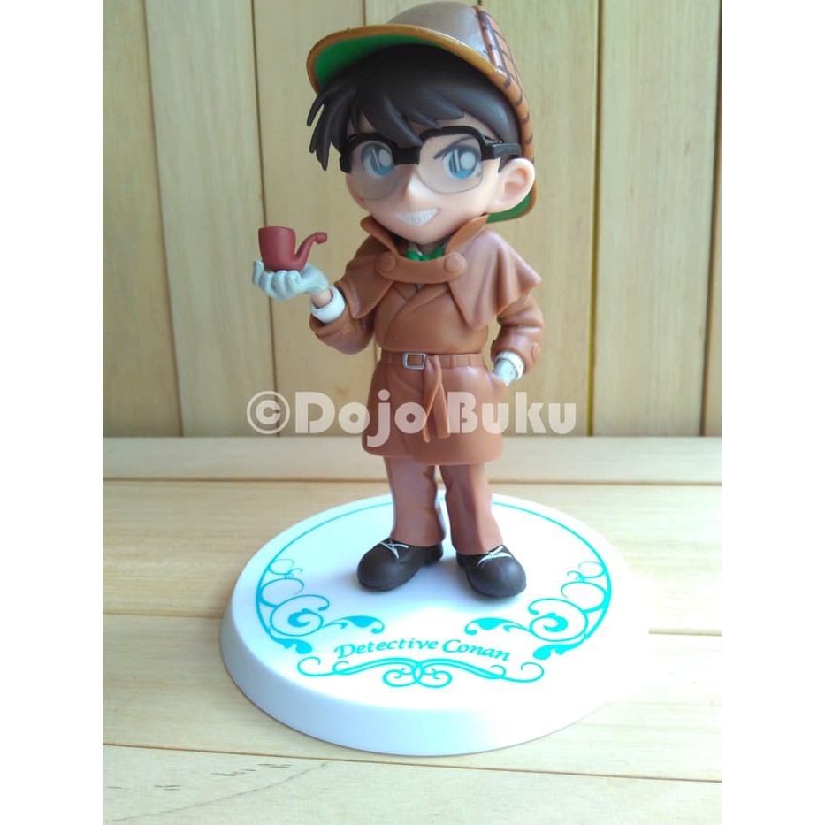 Action Figure Detektif Conan Sherlock Holmes