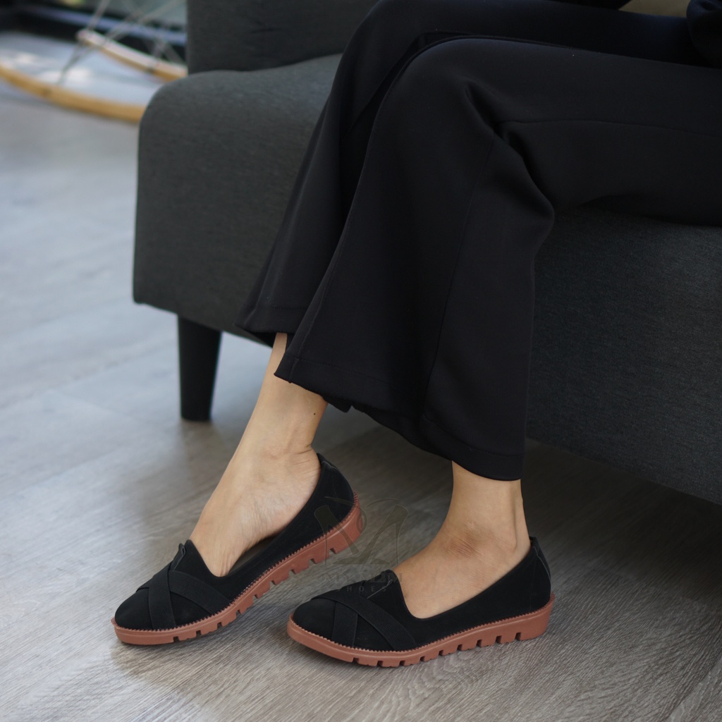 Mym2m Sepatu Wanita Slip On Casual Terlaris Lacruzia