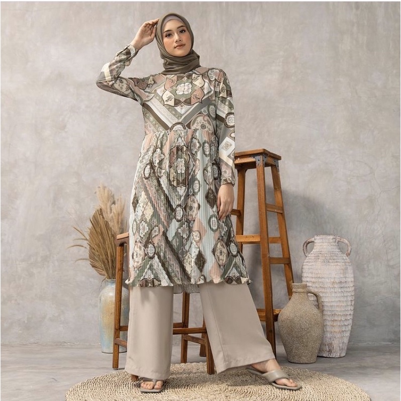 SAHARA PLEATS TUNIK BY HEAVEN LIGHTS
