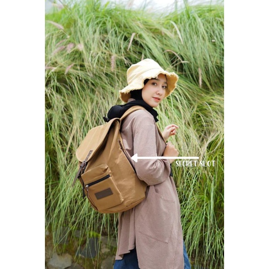 TAS RANSEL KANVAS UNTUK LAPTOP 14 INCH, KAGAMI BACKPACK MERAH