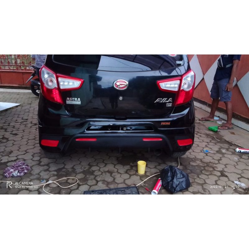 bodykit belakang Agya Ayla model yaris