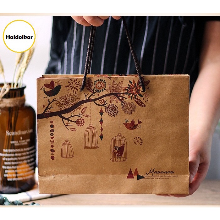 

Paper bag kado L paper bag motif burung kantong hadiah goodie bag hampers tas baju paper bag bingkisan