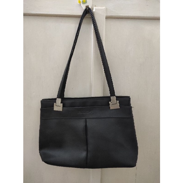 preloved tas (35 ribu dapat 2 tas)