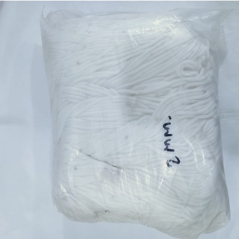 

Tali Kur Putih 2mm per bungkus besar. 9 ons / 900 gram
