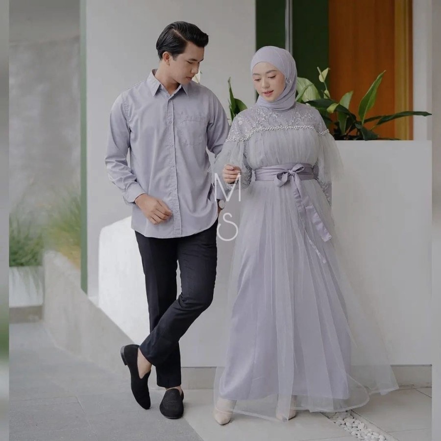 Keyzia Paket Setelan Baju Muslim Couple Pasangan Pria Wanita Set 2in1 Gamis Syari Maxi Pesta Kondangan dan Kemeja Polos Lengan Panjang