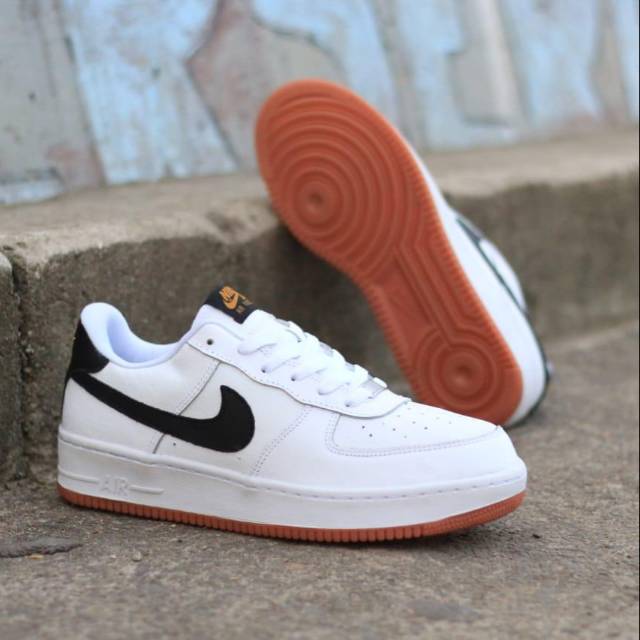 SEPATU NIKE AIR FORCE 1 WHITE BLACK GUM ORIGINAL