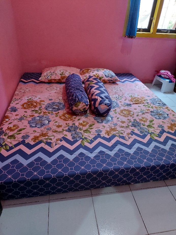 Sprei Kasur Motif Karakter Dewasa Tebal 10, 15, 20, 25, 30 Cm Uk King Queen & Single