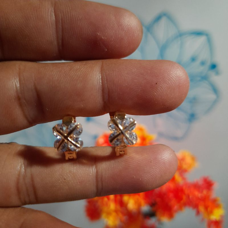 Anting Titanium - Anting jepit wanita dewasa