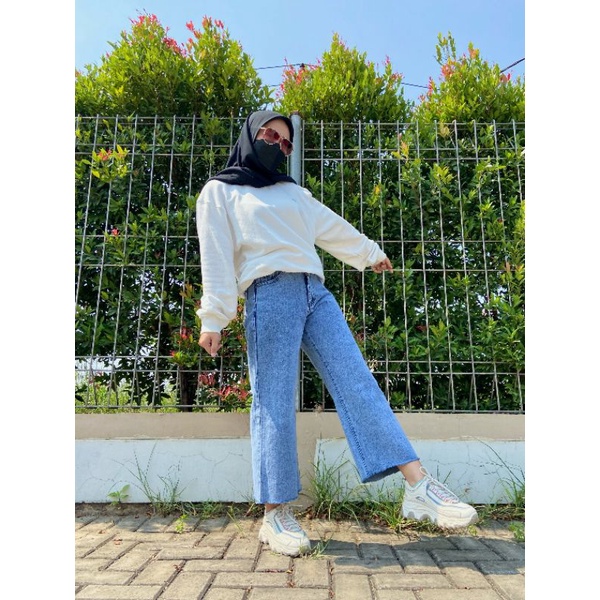 Basic Raw Culotte Snow Blue Jeans