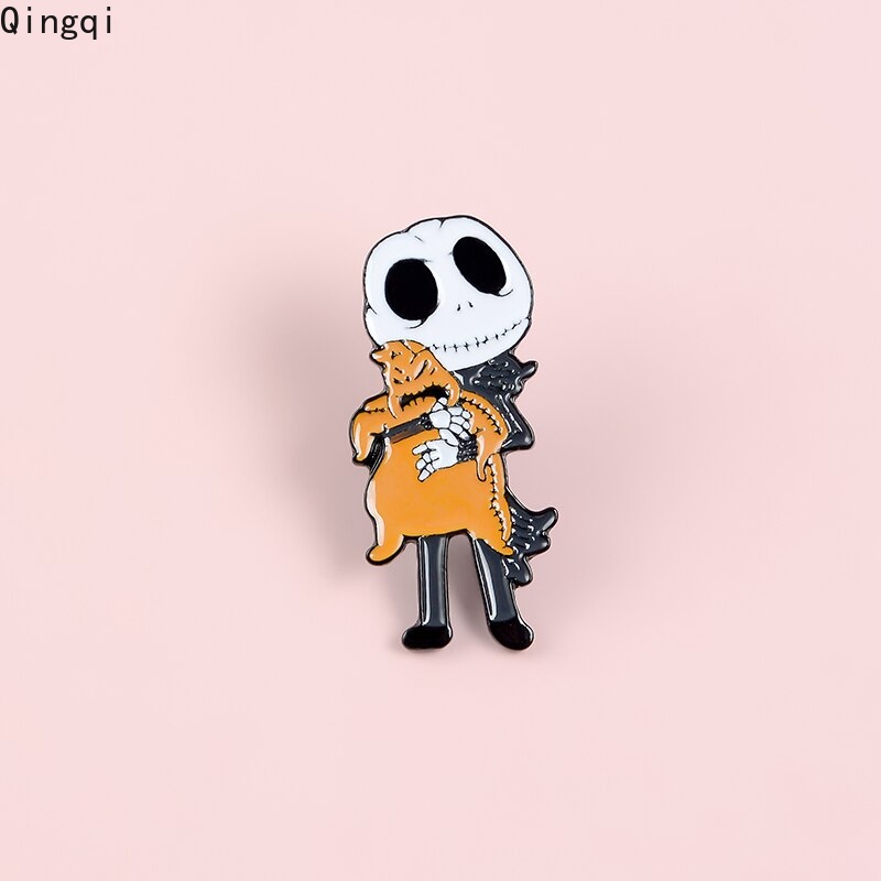 Bros Pin Enamel Desain Tengkorak Halloween Gaya Punk Untuk Hadiah Teman