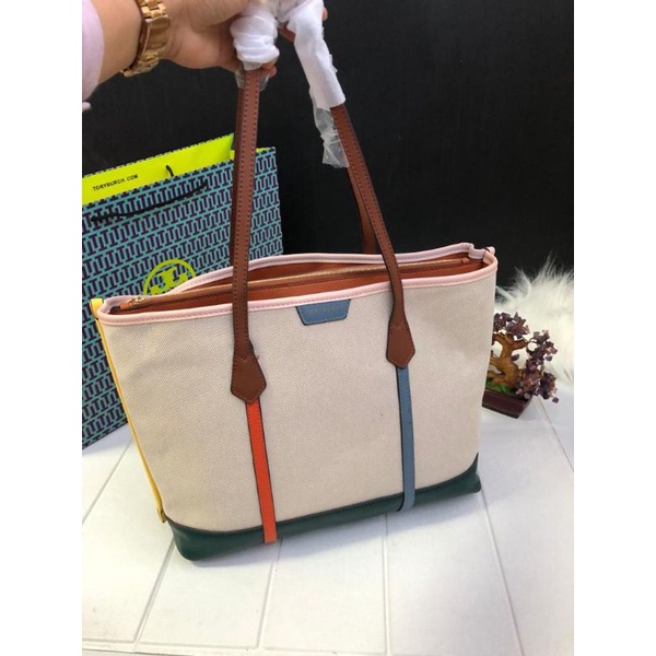 

TORY PERRY TOTE KANVAS FREE PAPERBAG