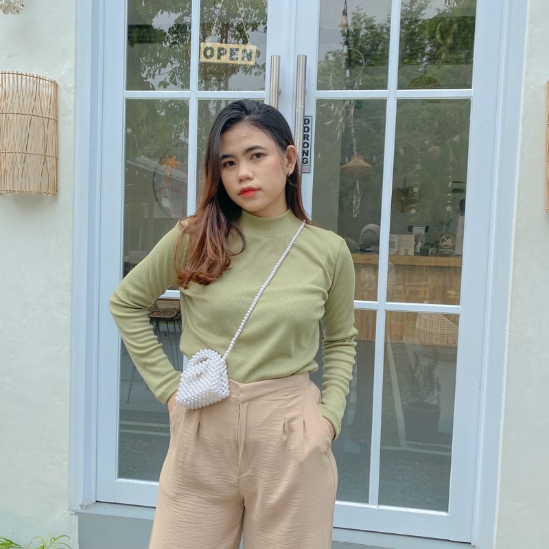 INNER KNIT LENGAN PANJANG TURTLENECK DENGAN BAHAN RIB KNIT SUPER STARCH DAN TIDAK PANAS