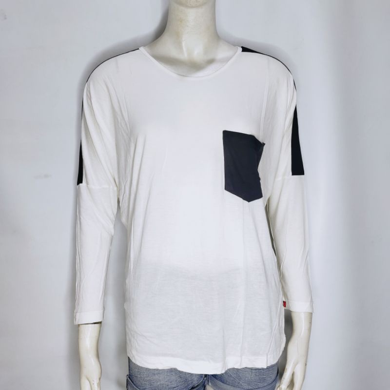 NEW T-Shirt LOGO JEANS Wanita Terbaru (RIJEK) AP241RJK