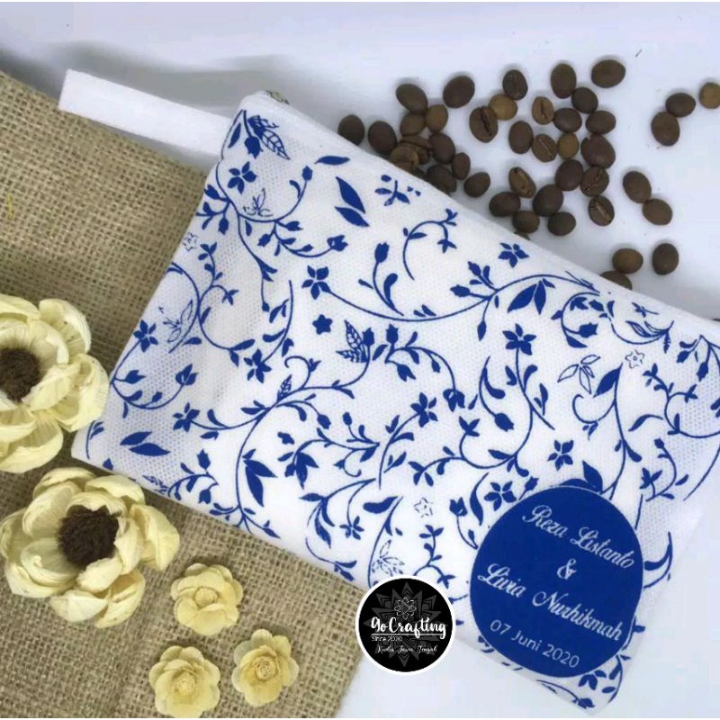 pouch murah, souvenir pouch, souvenir pernikahan, souvenir pouch custom, souvenir kudus,spunbond