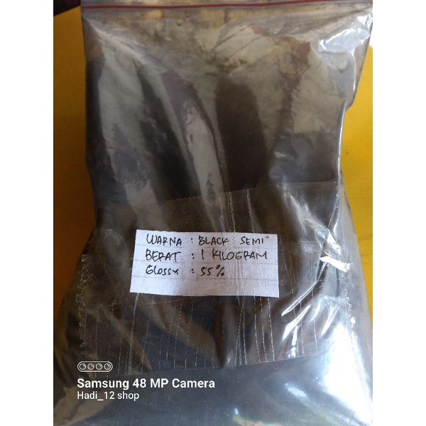 bubuk POWDER COATING Warna BLACK SEMI GLOSSY merk MEGATONE..