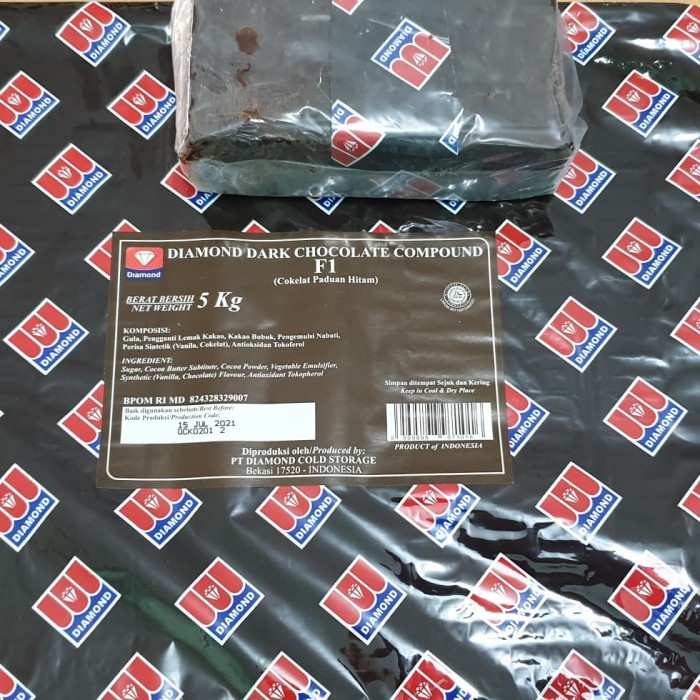 

DIAMOND DARK CHOCOCLATE COMPOUND 5 KG / COKELAT DIAMOND 5 KG