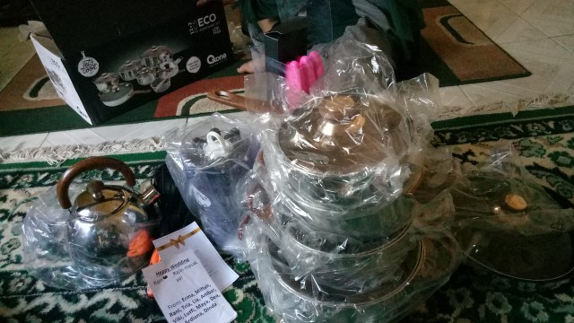 Promo Paket Panci Set Free Knife Set & Kitchen Tools