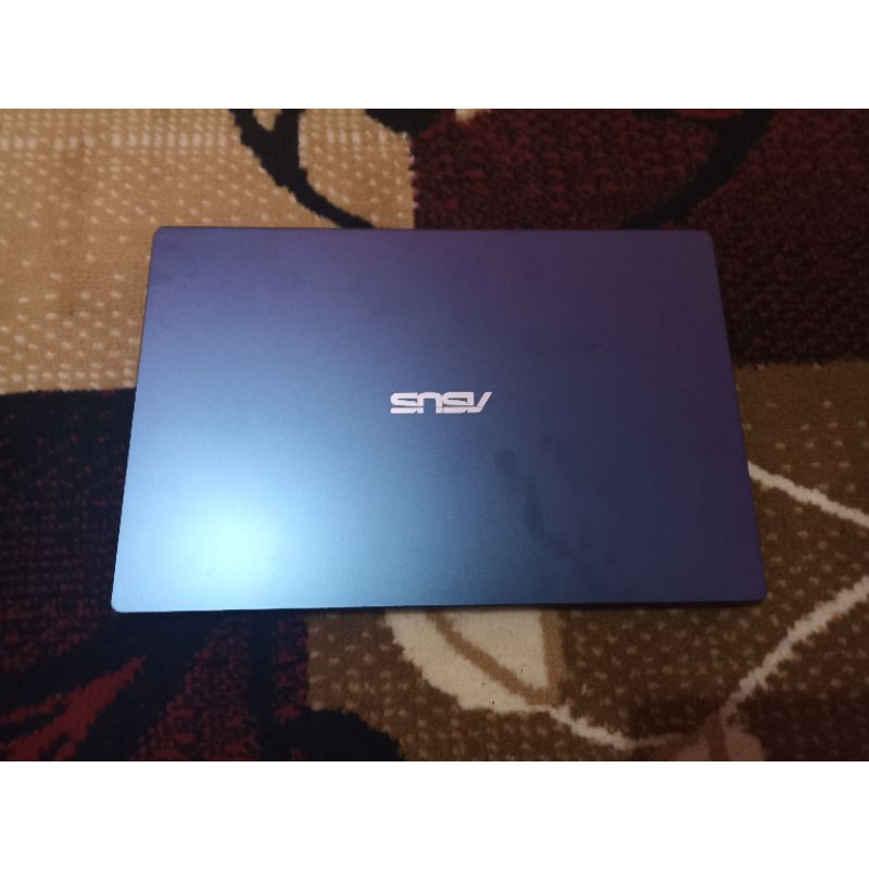 Laptop asus VIVOBOOK E410Ma