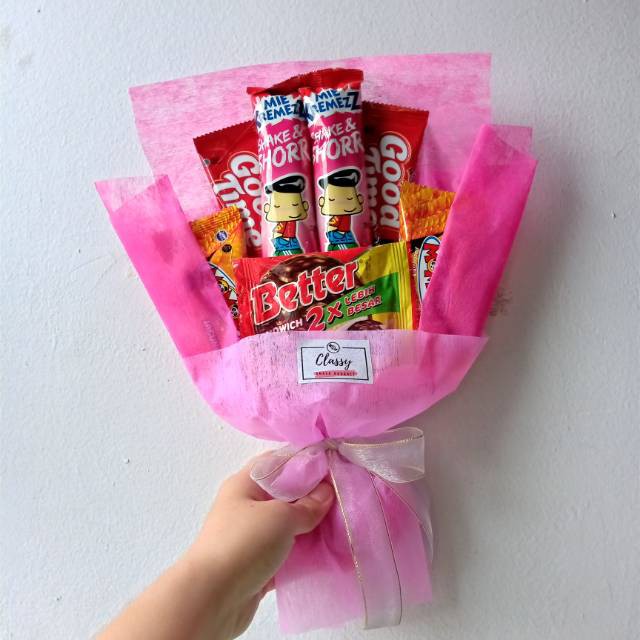 

Snack bouquet / Bucket Buket Snack Makanan / Bunga Graduation Makanan Snack
