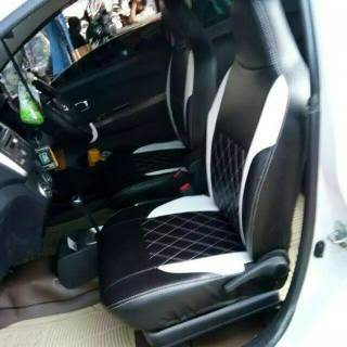 Sarung jok mobil Agya Ayla brio motip wajik pulset depan Sarung jok mobil Agya Ayla brio motip wajik pulset depan