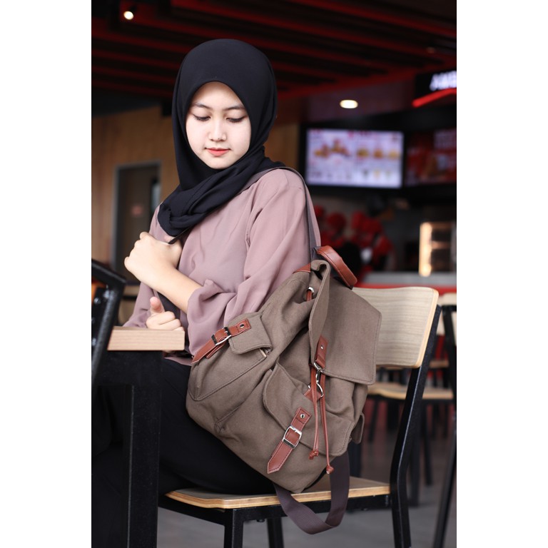 FASHION WANITA Tas Wanita Tas Punggung Wanita Desain Style Korea Material Canvas - ESCORTBAGS