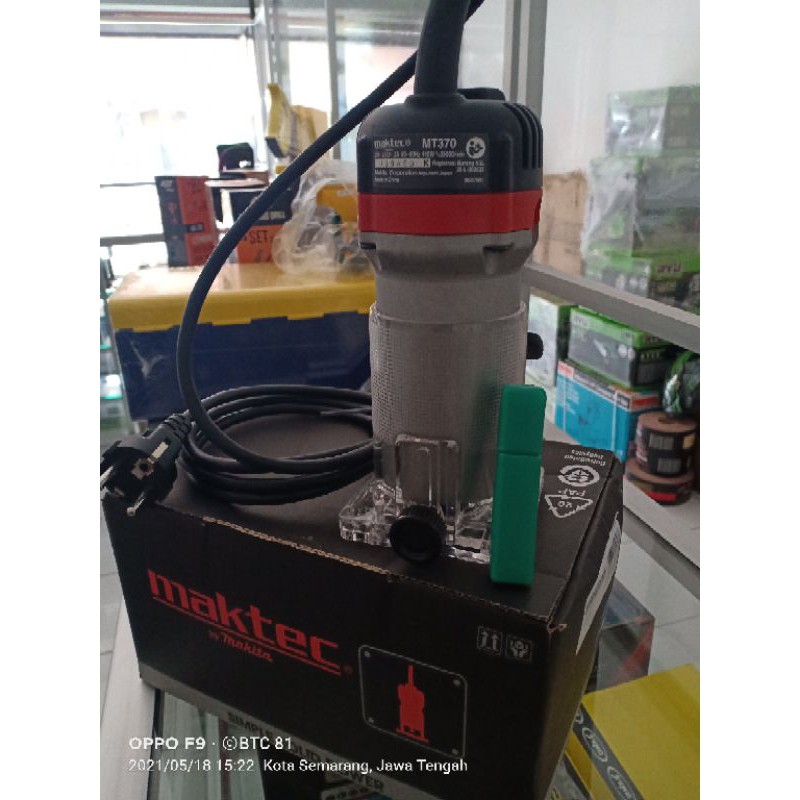 Mesin Profil / Trimer MT370 Maktec