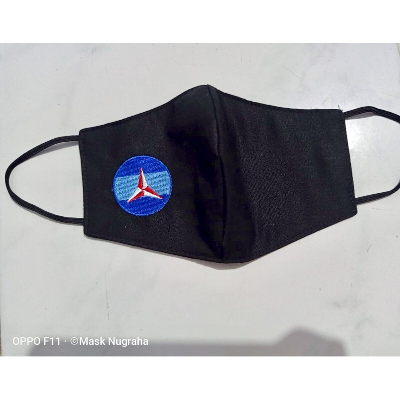 Masker Demokrat (bordir, 3 ply)