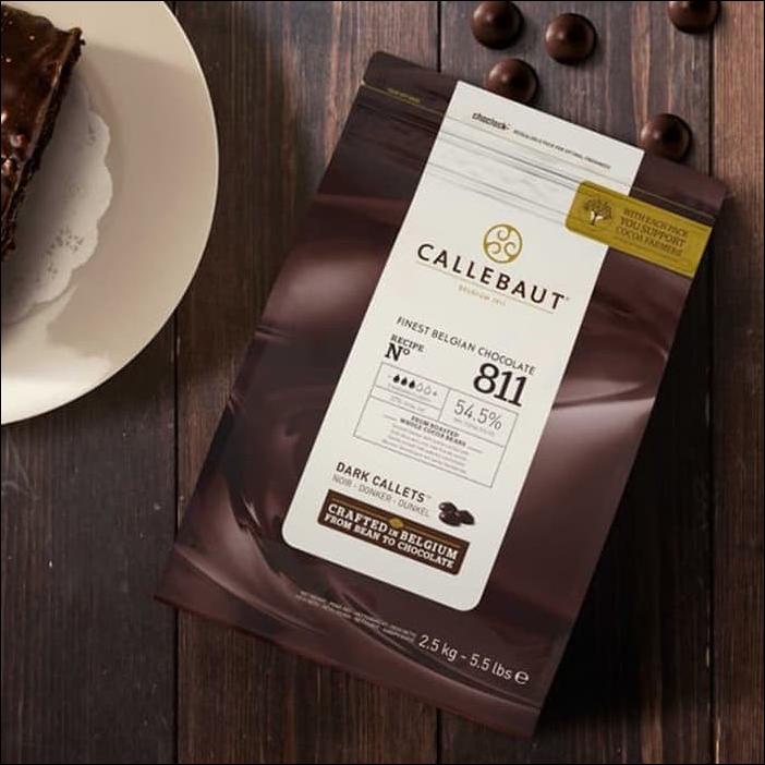 

CALLEBAUT DARK CHOCOLATE COUVERTURE 811 54% COKELAT COKLAT 2,5KG