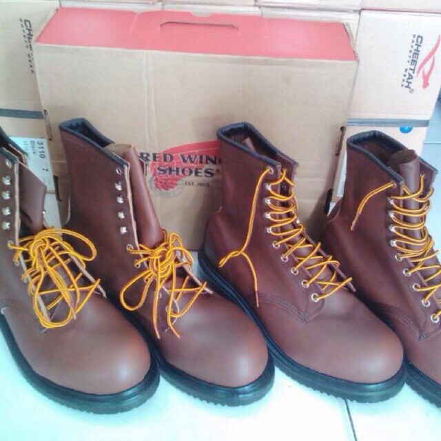 redwing 2233