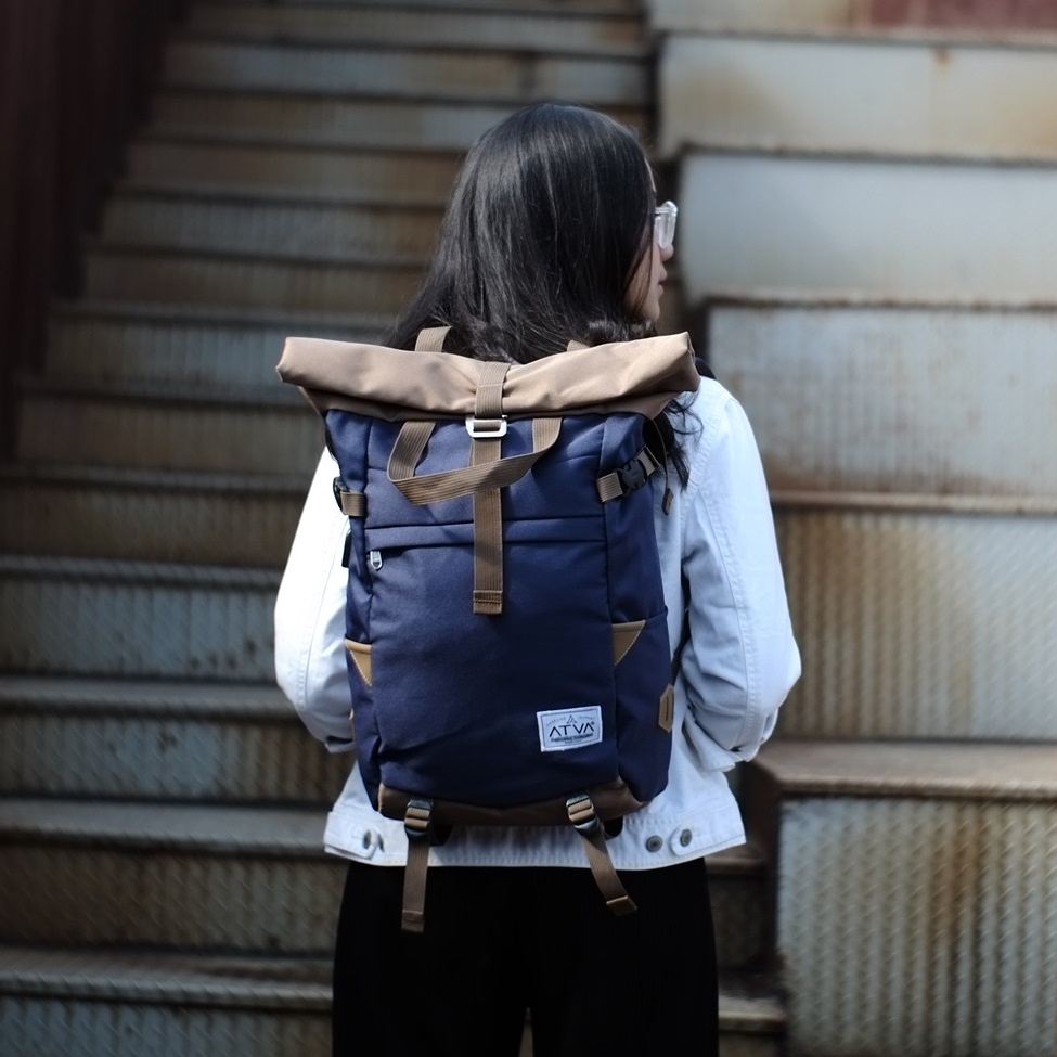 HARRIER NAVY KHAKI ORIGINAL x ATVA Ransel Casual Biru Dongker Pria Wanita Daily Backpack Kuliah Kampus Kerja Kantor Sekolah SMA SMK Tas Punggung Laptop Ukuran Besar 14 Inch Rolltop Bagpack Distro Premium Roll Top Outdoor Travel Traveling Bag Keren Terbaru