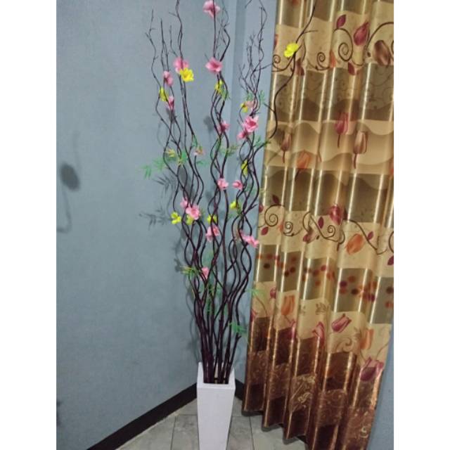 15 batang bambu ulir pot kayu