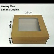 

BOX EMAS KACA 20X20X8 BOX KUE 10 LEMBAR