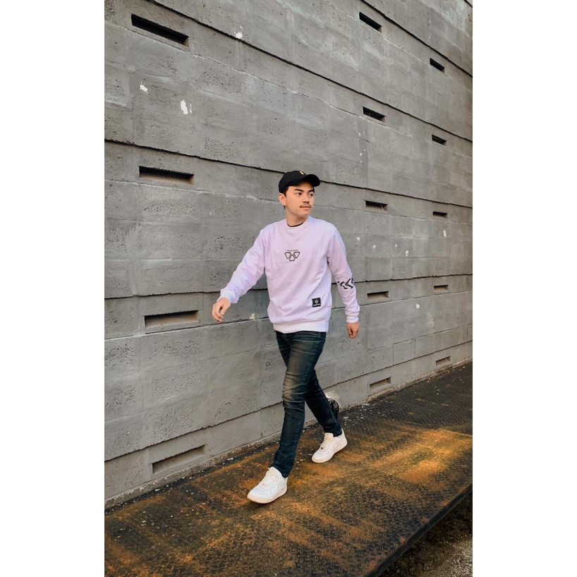 Crewneck bionic original distro bandung / sweater crewneck basis / crewneck unisex / jaket sweater oblong