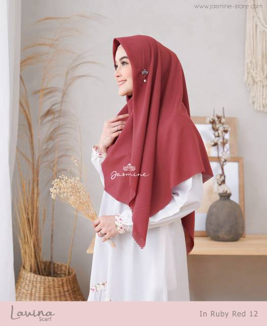 Lavina scarf Jasmine by Lidiahadiwinoto, jilbab segiempat voal polos