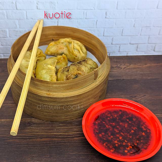 

Dimsum KuoTie Frozen Halal Non MSG