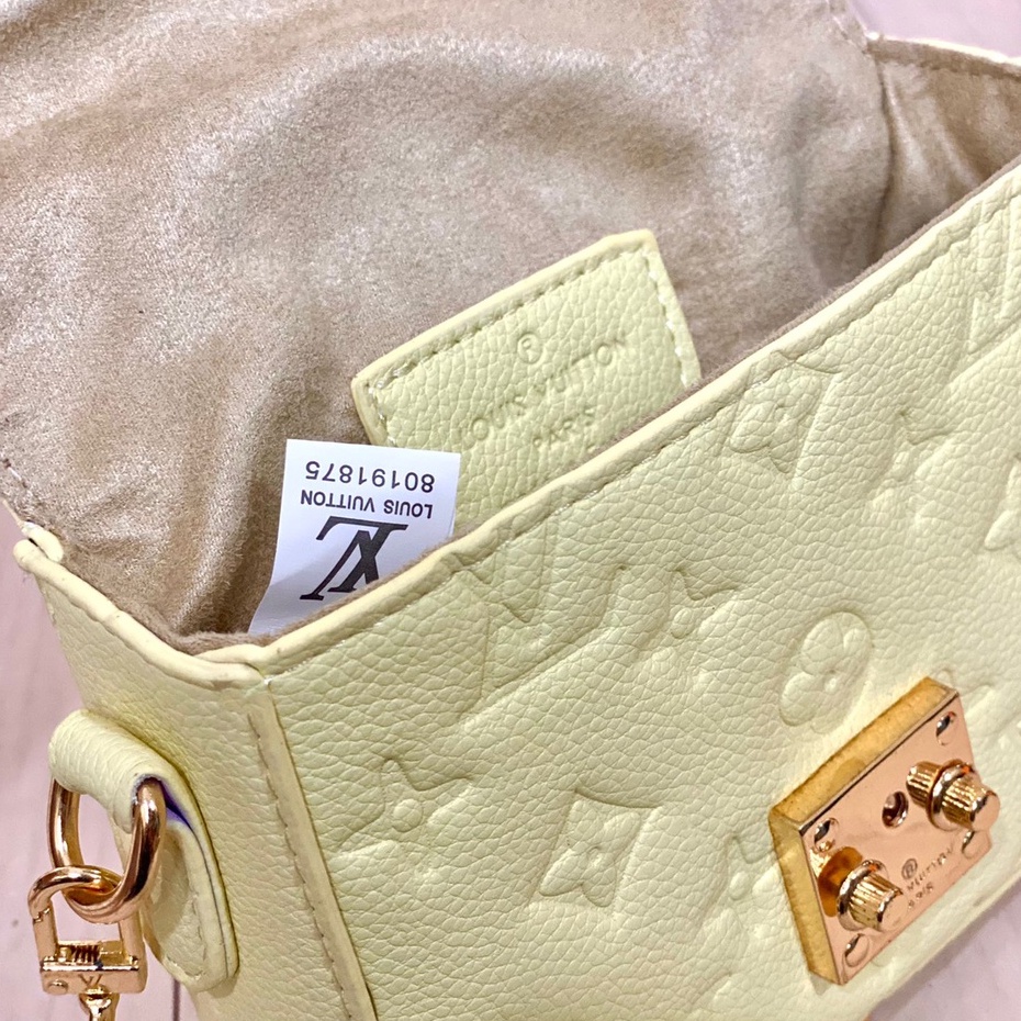 Tas Wanita  Micro Bag Chained Strap 6663 ( Free Kantong kain+BubbleWrap+DalamSuedee+Noseri)