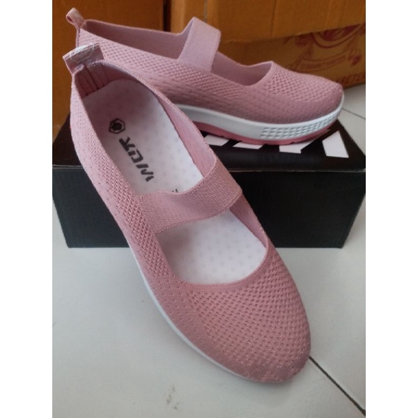 SEPATU SLIPON IMPORT/SEPATU WANITA KDM