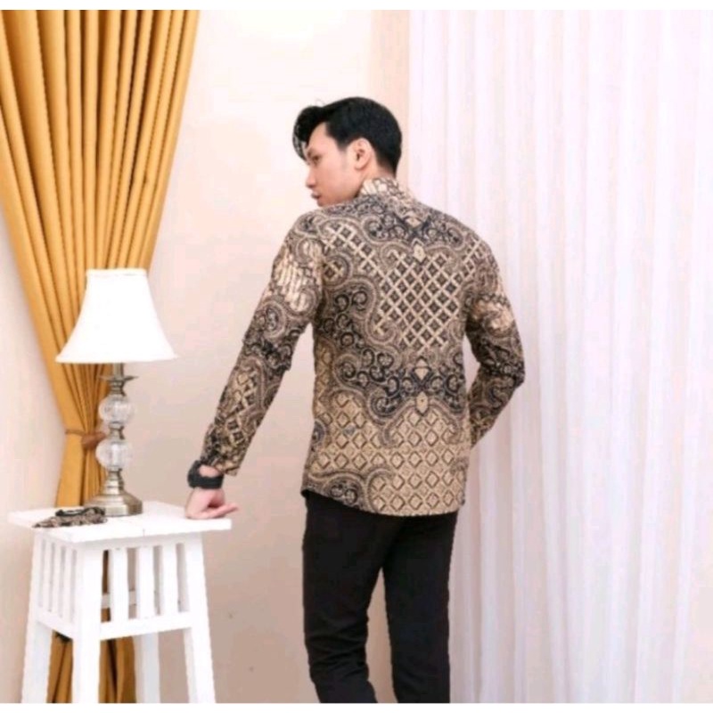 Baju Batik Pria Slim Fit modern Lengan Panjang Bahan Katun Premium Sanfores Halus Furing Hitam / Atasan Motif Batik Warna Kuning Sogan Emas